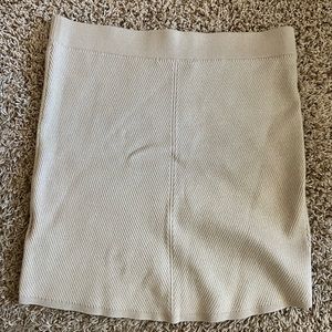 Abercrombie & Fitch mini sweater skirt size L new Oatmeal